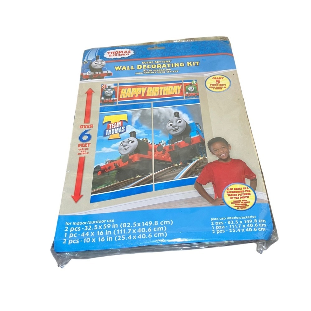 Thomas & Friends Wall Decorating Kit Kids  Blue New 5 Piece Scene Setter